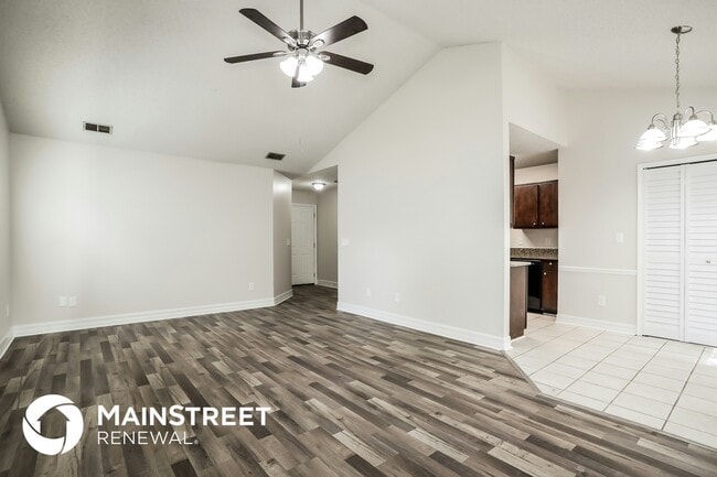 Building Photo - 3854 English Colony Dr S