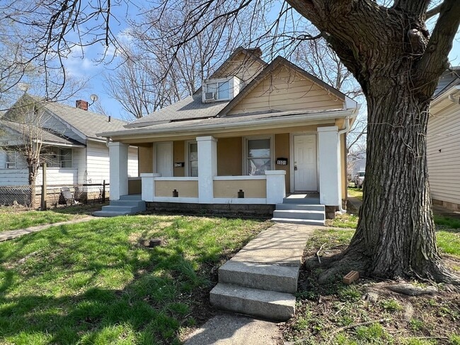 Photo - 1529-1531 Hiatt St Apartment