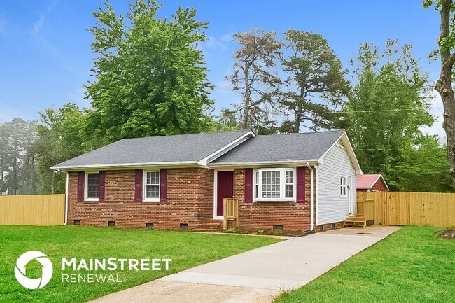 Building Photo - 7704 Landis Dr
