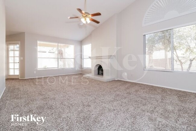 Building Photo - 11022 S Palomino Ln