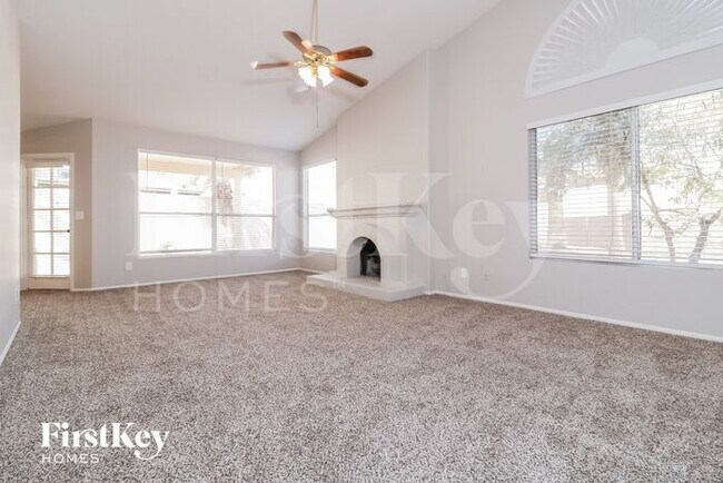 Foto del edificio - 11022 S Palomino Ln