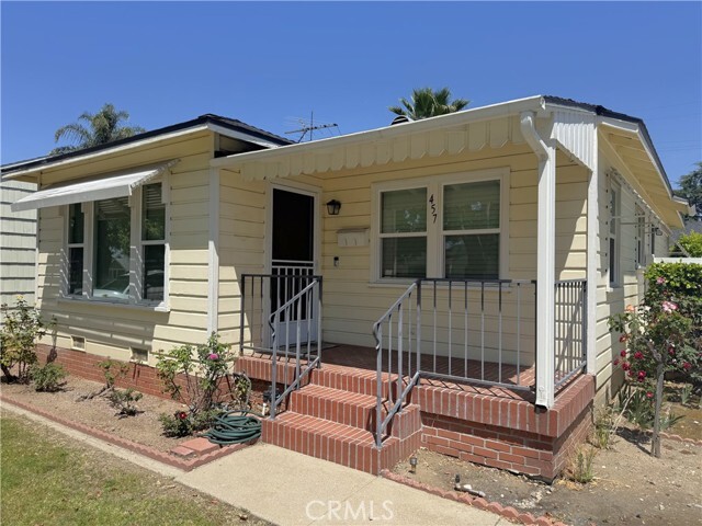 Primary Photo - 457 E Italia St