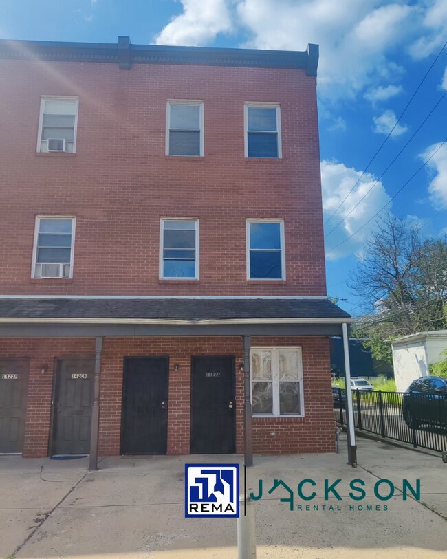 Building Photo - 1422 W Allegheny Ave
