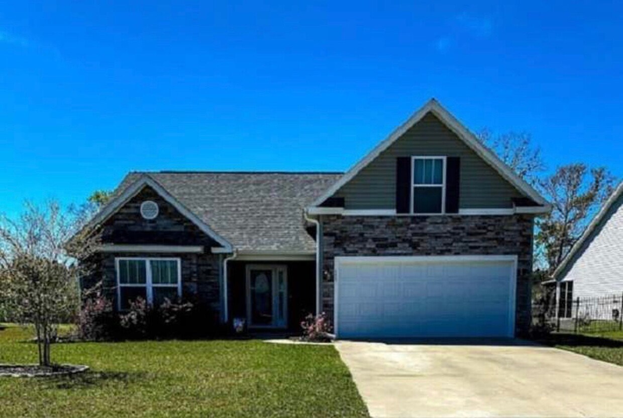 Primary Photo - 609 Forbes Dr