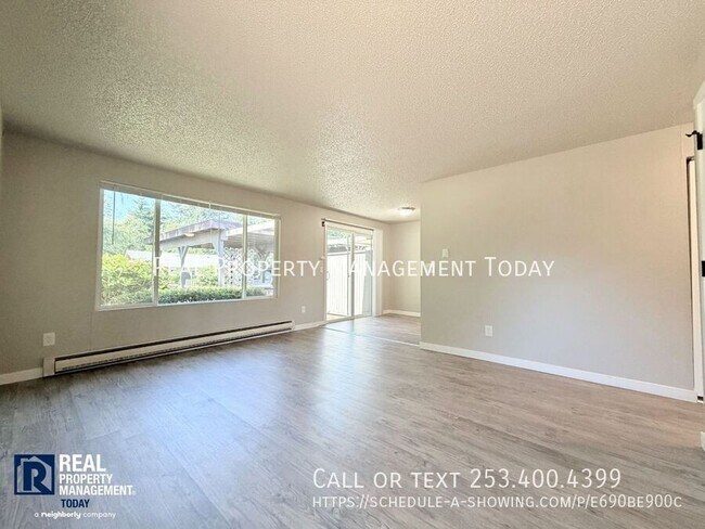 Foto del edificio - 1410 Josephine Ct SE