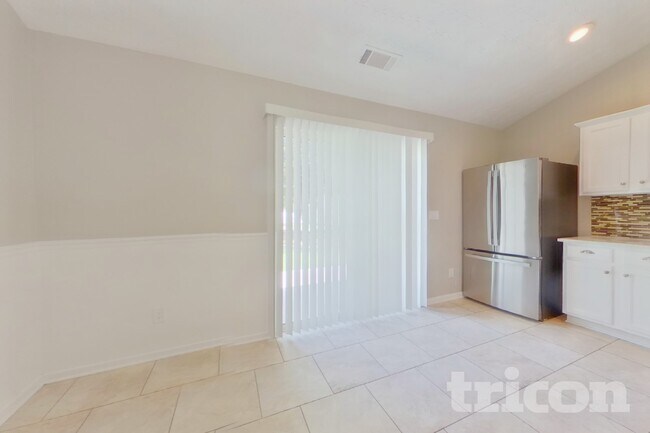 Foto del edificio - 3692 Tullamore Ln