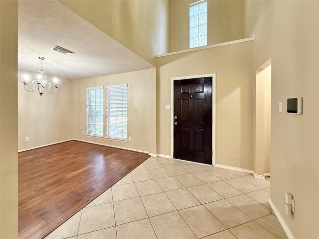 Building Photo - 1810 Katlyn Ln