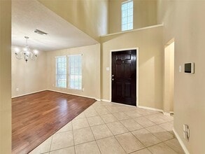 Building Photo - 1810 Katlyn Ln