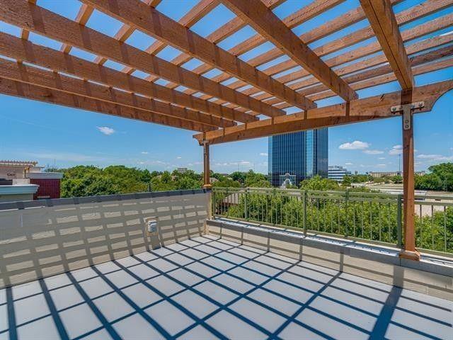 Foto del edificio - 1207 Beaconsfield Lane