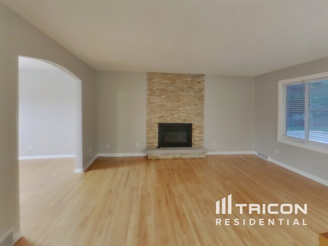 Foto del edificio - 6421 Limerick Dr