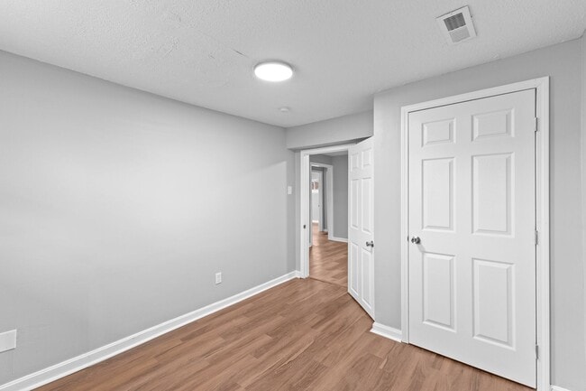 Building Photo - 2707 Woodland Ave