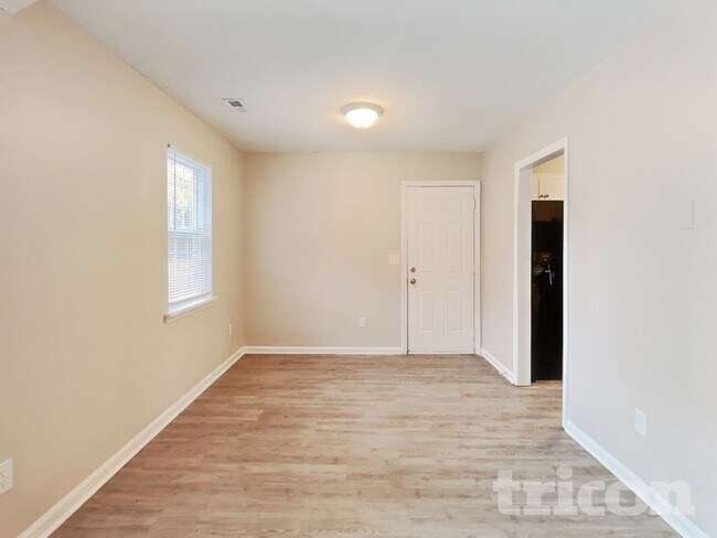 Foto del edificio - 7307 Hooksett Ct