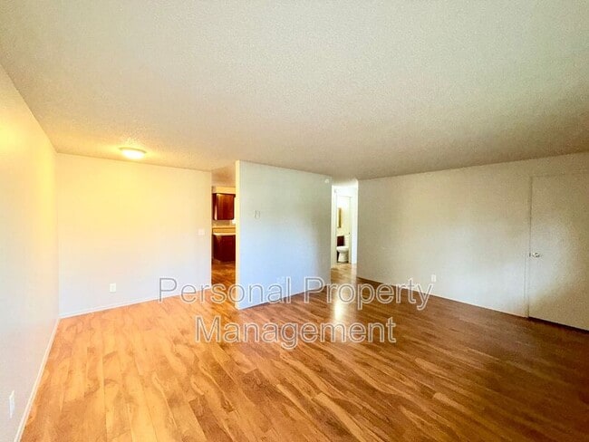 Foto del edificio - 10905 NE 7th St