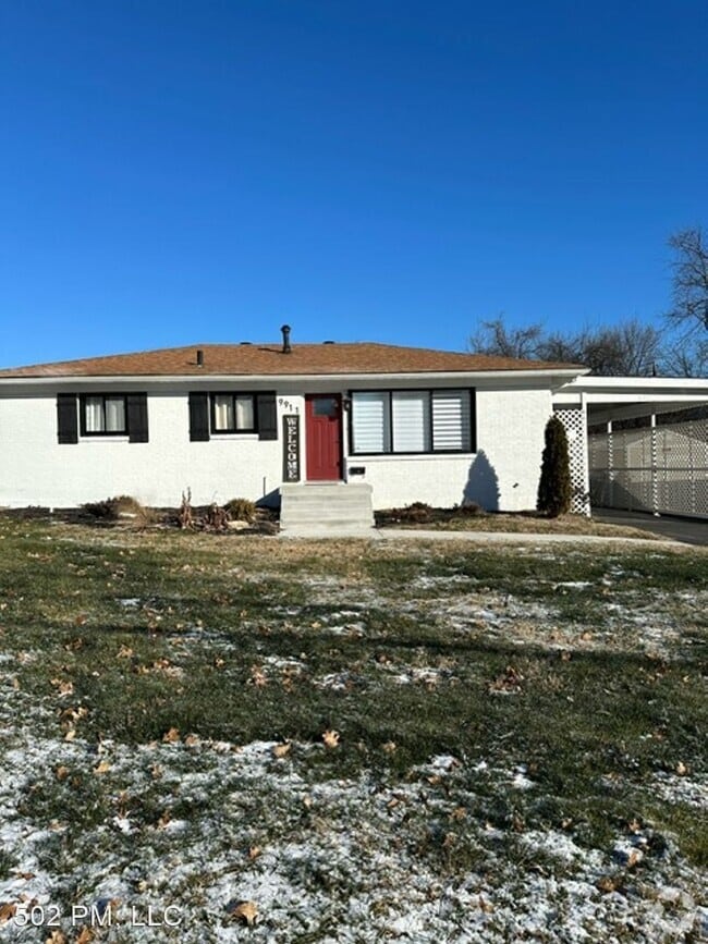 Brentwood Senior Living Apartments for Rent Louisville, KY 2