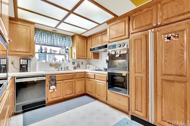 Foto del edificio - 15939 Las Flores St
