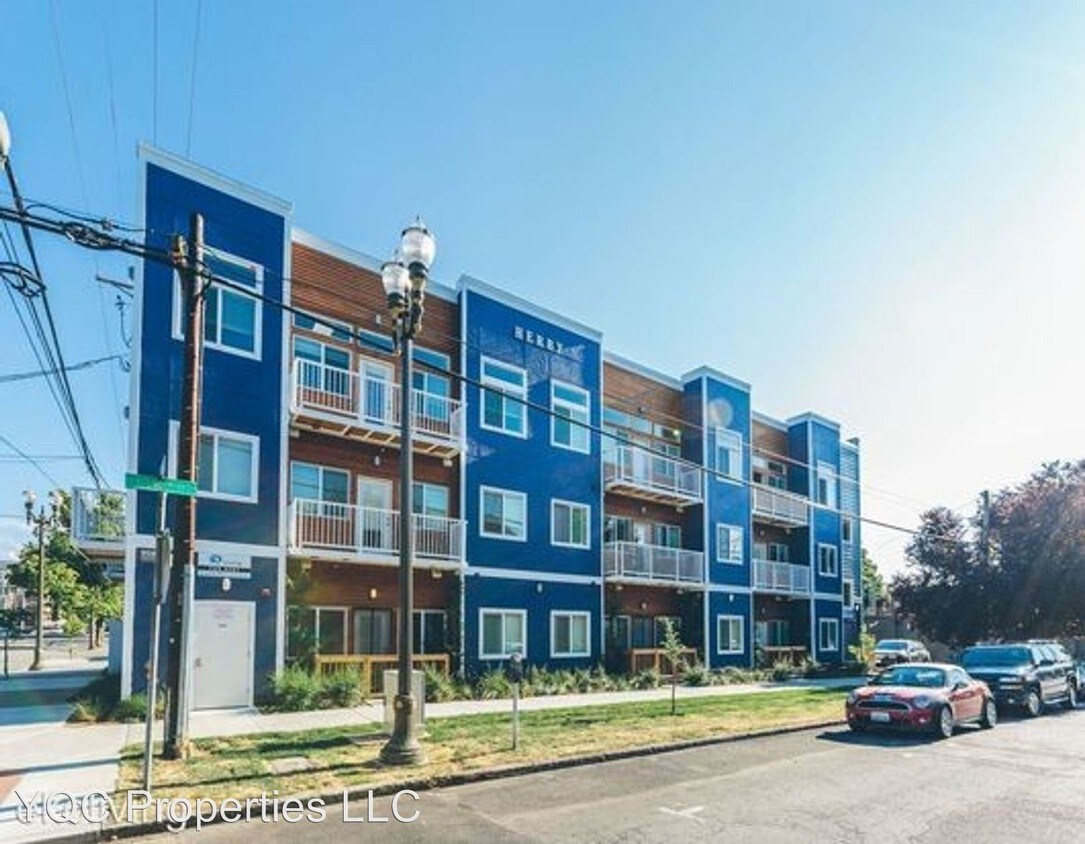 Foto principal - 1510 C St