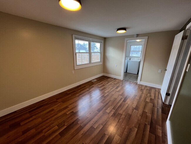 Foto del edificio - 3 Bedroom Home