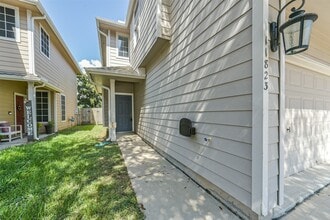 Building Photo - 11823 Keystone Spring Way