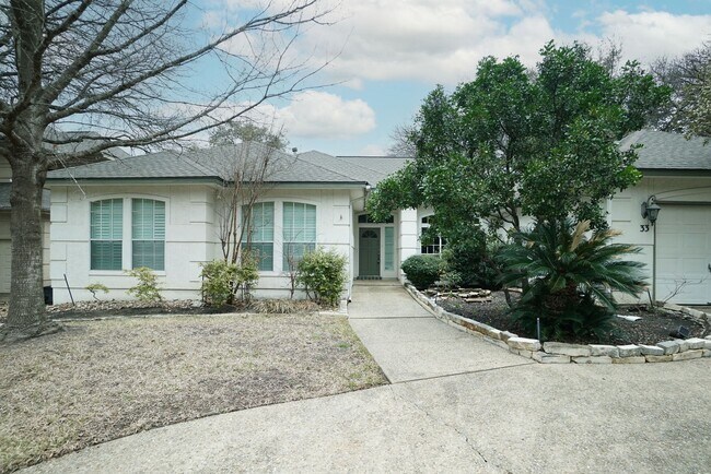 Building Photo - Beautiful 4br/3.5 home located in Inwood s...
