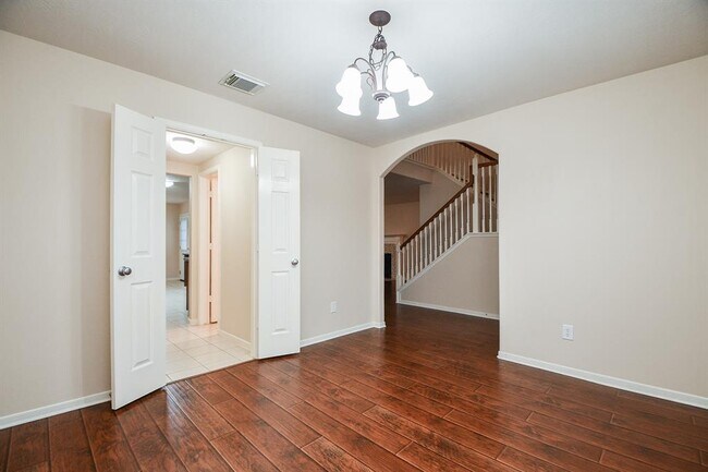 Building Photo - 2311 Slate Ridge Ln