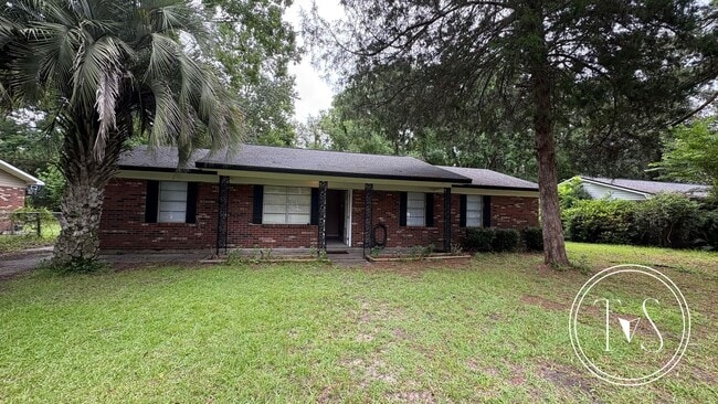 Building Photo - 411 Rogers Rd