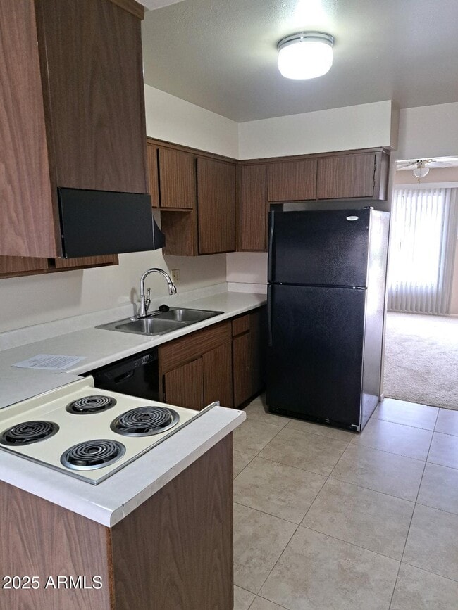 Foto del edificio - 4707 S Stanley Pl