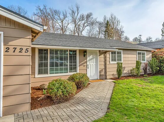 Foto del edificio - 2725 Randolph St