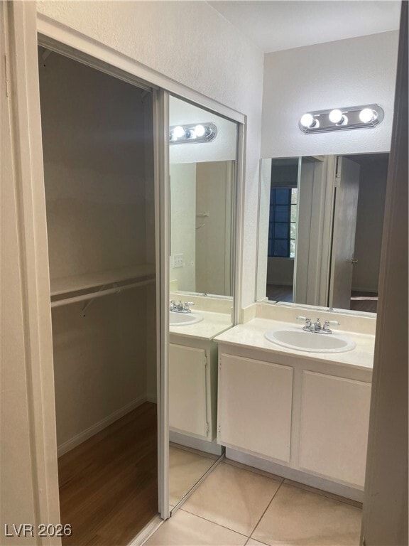 Foto del edificio - 4877 S Torrey Pines Dr