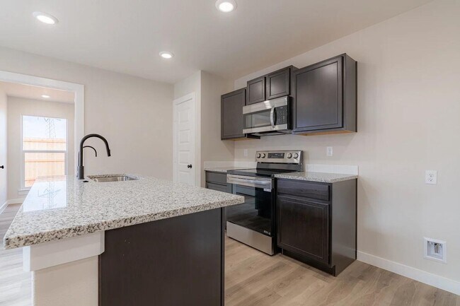 Foto del edificio - Charming 3 Bedroom Home in Frenship ISD