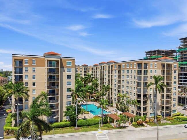 Building Photo - 1801 N Flagler Dr