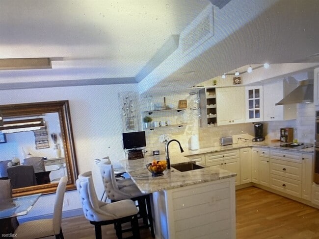 Building Photo - 2 br, 2 bath Condo - 100 Oakmont Lane 302