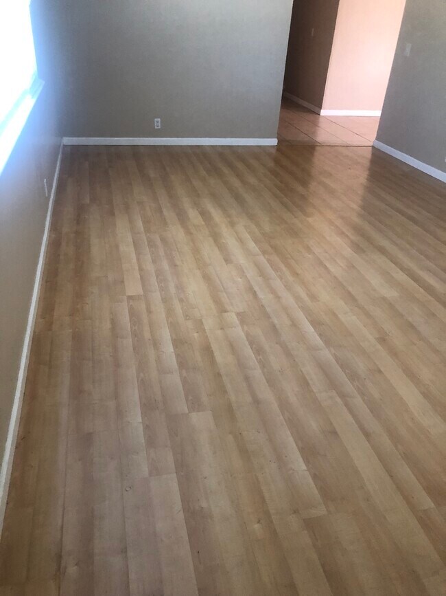 Foto del edificio - 6409 Bay Hill Way