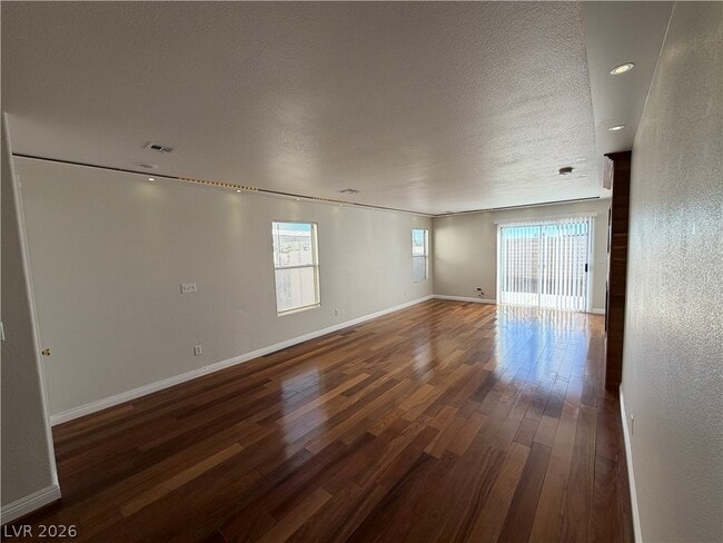 Building Photo - 8817 Shady Pines Dr