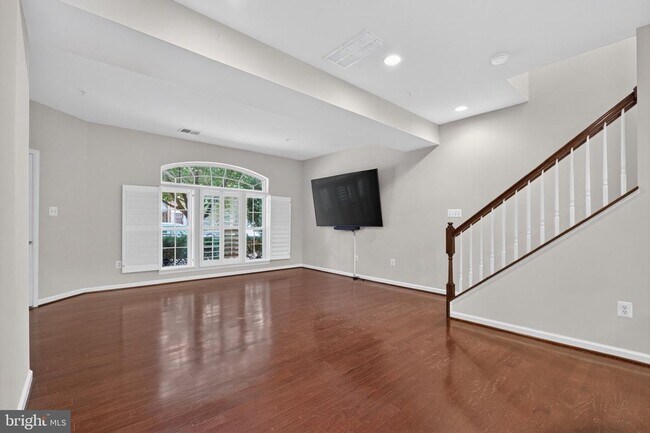 Foto del edificio - 1303 Cheswick Ln