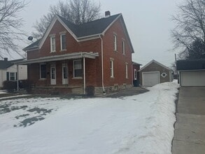 Building Photo - 172 S Hanover St