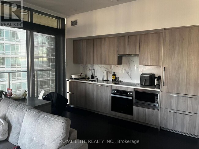 Photo du bâtiment - 1 Concord Cityplace Wy