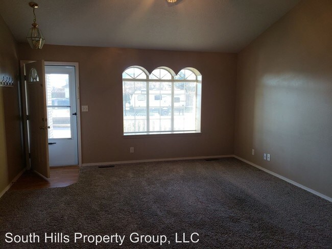 Building Photo - 3 br, 2 bath House - 2505 Alderwood Avenue