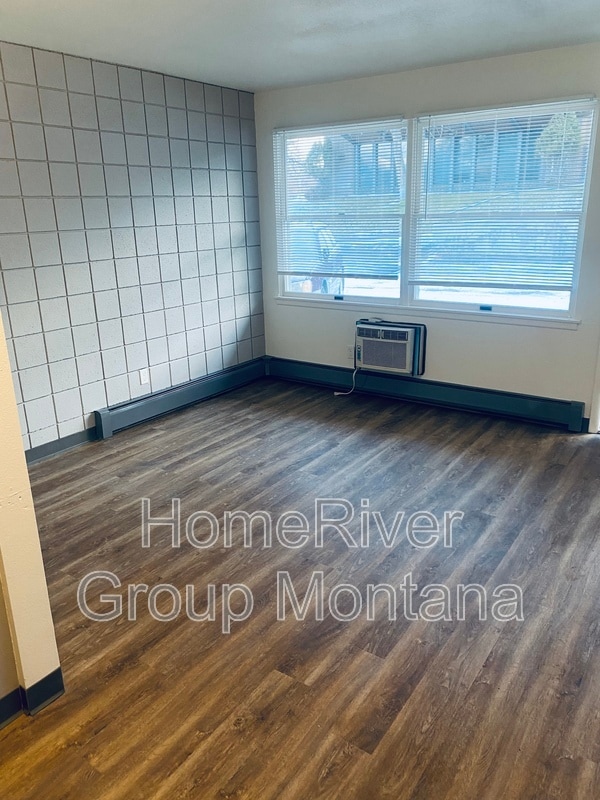 Foto principal - 707 SW Higgins Ave