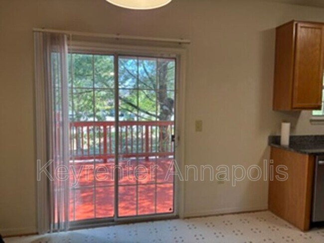 Building Photo - 1104 Wickford Ct