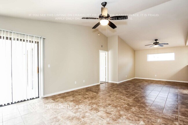 Foto del edificio - 11230 N 81st Ave