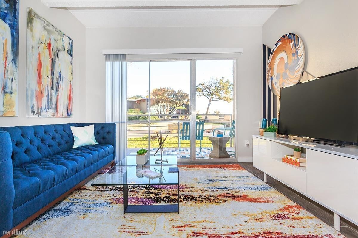 Foto principal - 6036 Ridgecrest Rd