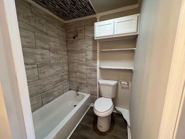 Foto del edificio - 2 bed 1 bath in Huntsville AL