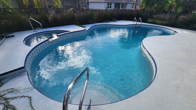 Foto del edificio - 1521 Barber St