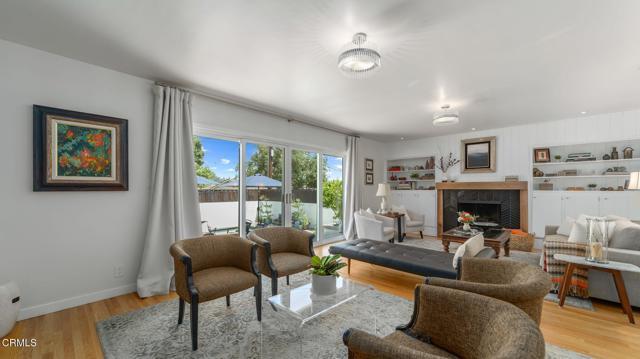 Building Photo - 2030 N Altadena Dr