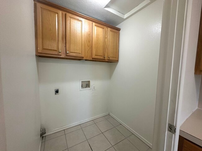 Building Photo - 4 Pinto Cir