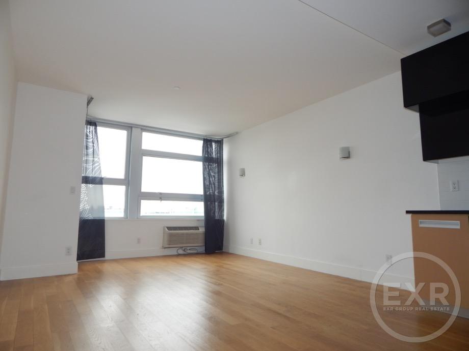 Foto principal - 105 Grand St