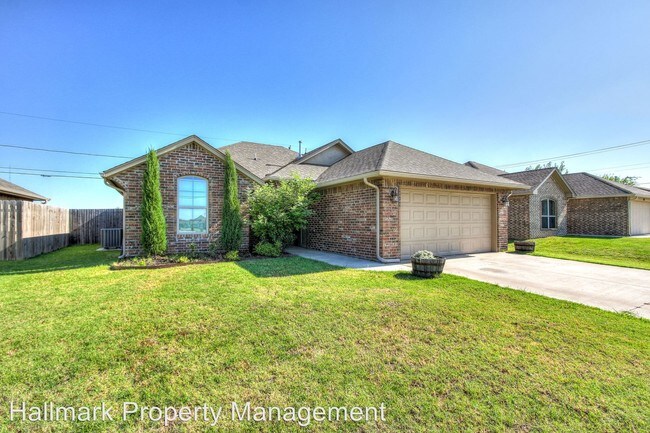Building Photo - 3 br, 2 bath House - 813 SW 8th Street