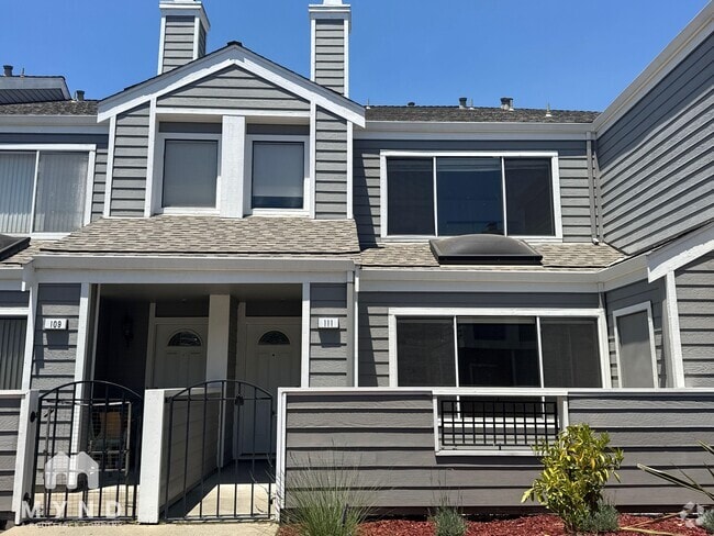 Building Photo - 25445 Southwick Dr