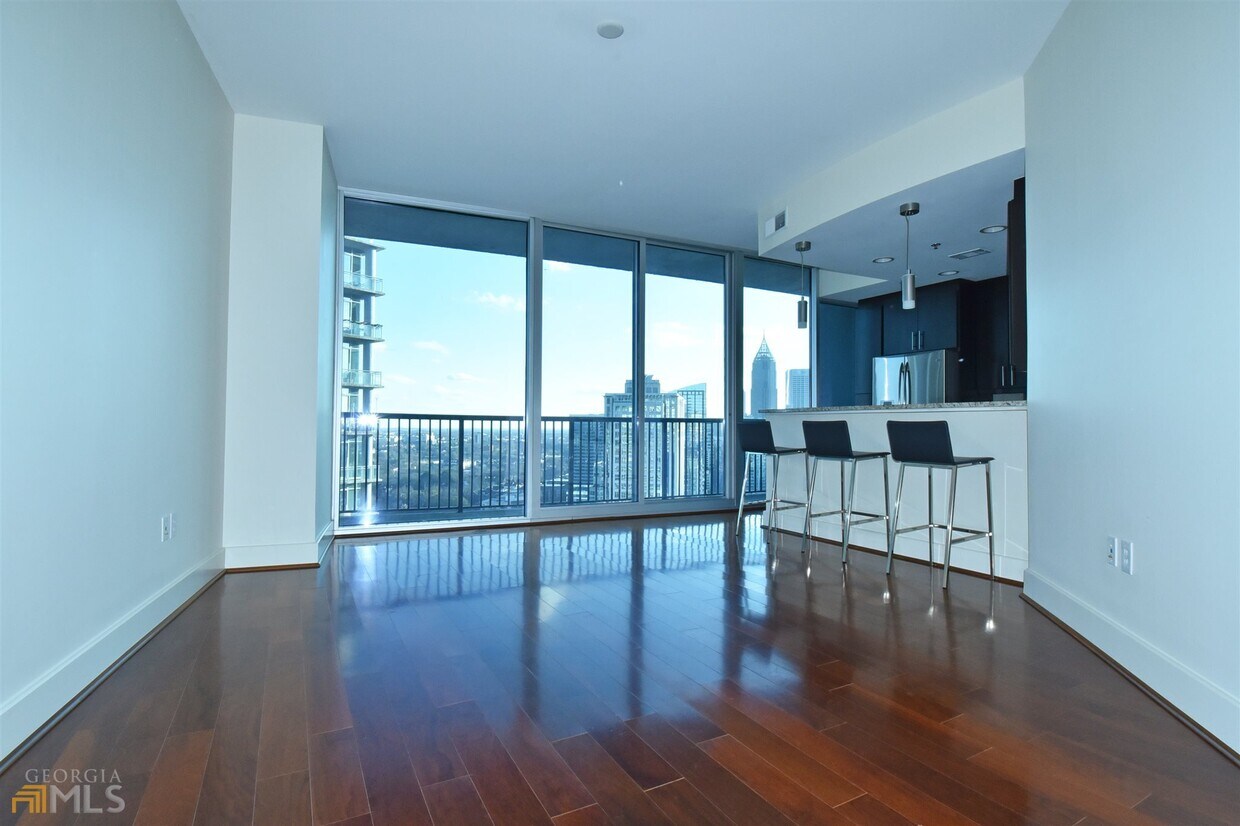Primary Photo - 1080 Peachtree St NE