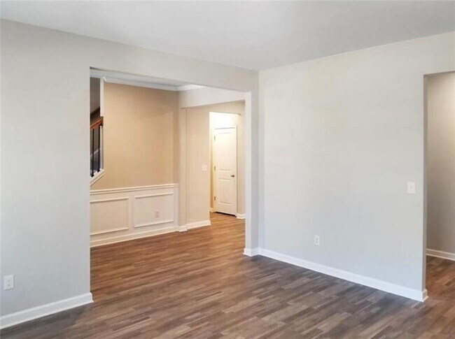 Foto del edificio - 4314 Woodsley Pl